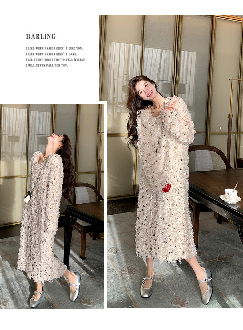 Fashion women's wear Real Shot Shiny Annual Meeting Festival Atmosphere Handmade Sequined Feather V-neck Sweater Spring Inner Wear Sweet Dress