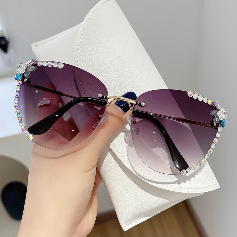 Women's fashion glasses 猫眼镶钻跨境大框架水钻墨镜显瘦太阳镜网红防紫外线韩版ins潮流