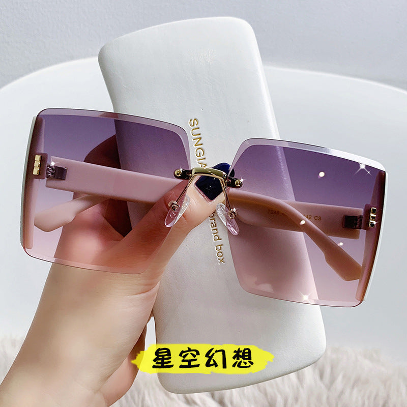 Women's fashion glasses 跨境墨镜女士高级感ins2022年新款防晒防紫外线大脸显瘦太阳眼镜