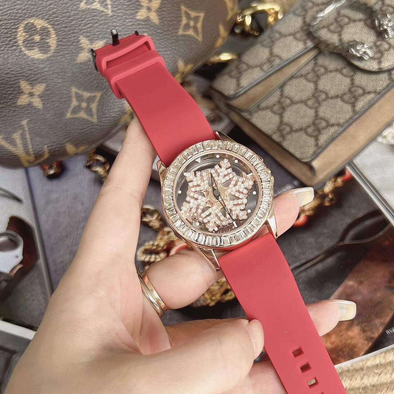 Fashion women's watchMishali Women's Best-Seller on Douyin Silicone Good Luck Comes Five-Pointed Star Snowflake Large Dial Watch