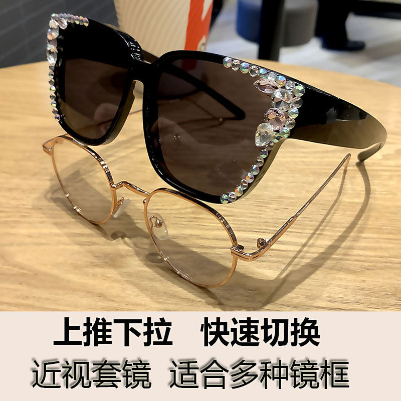 Women's fashion glasses GM套镜近视太阳眼镜女款潮偏光防紫外线钻墨镜超轻戴眼镜上开车
