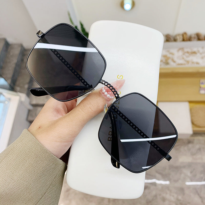 Women's fashion glasses 定制加工大框方框镂空镜腿太阳镜女大脸显瘦眼镜沙滩墨镜遮阳镜