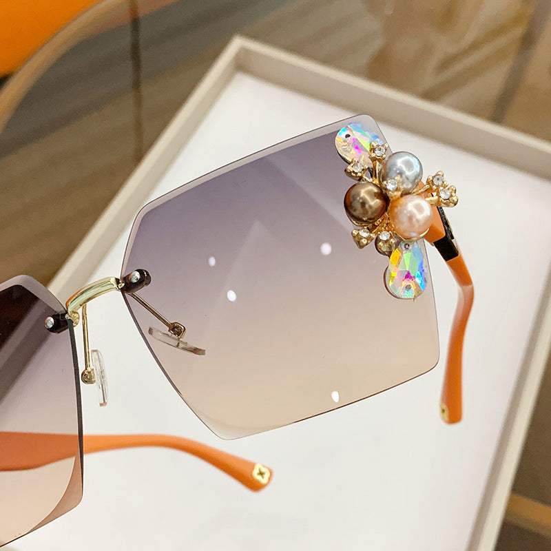 Women's fashion glasses 时尚镶钻墨镜女士高级感ins2023新款防晒防紫外线大脸显瘦太阳镜
