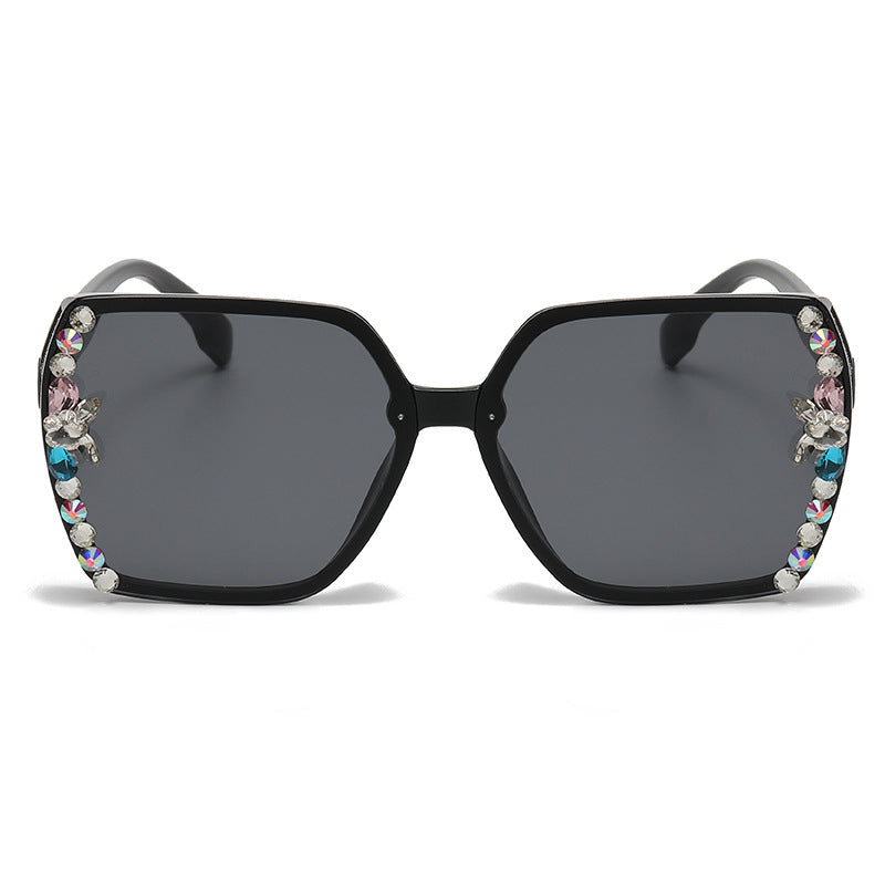 Women's fashion glasses 跨境新款镶钻时尚女士百搭太阳镜无框切边水钻墨镜优雅太阳眼镜
