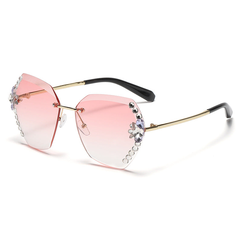 Women's fashion glasses 跨境新款潮镶钻墨镜女偏光防紫外线大脸显瘦开车太阳眼镜女夏