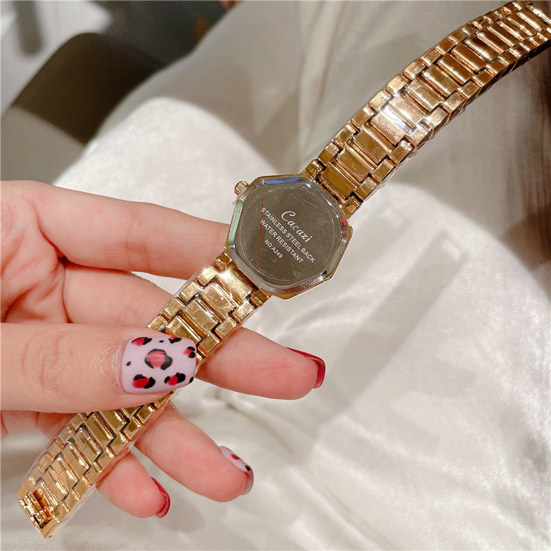 Fashion women's watchCacaxi Cross-Border New Ladies Watch Fashion Small Green Watch Foreign Trade Alloy Diamond Watch Wholesale A249