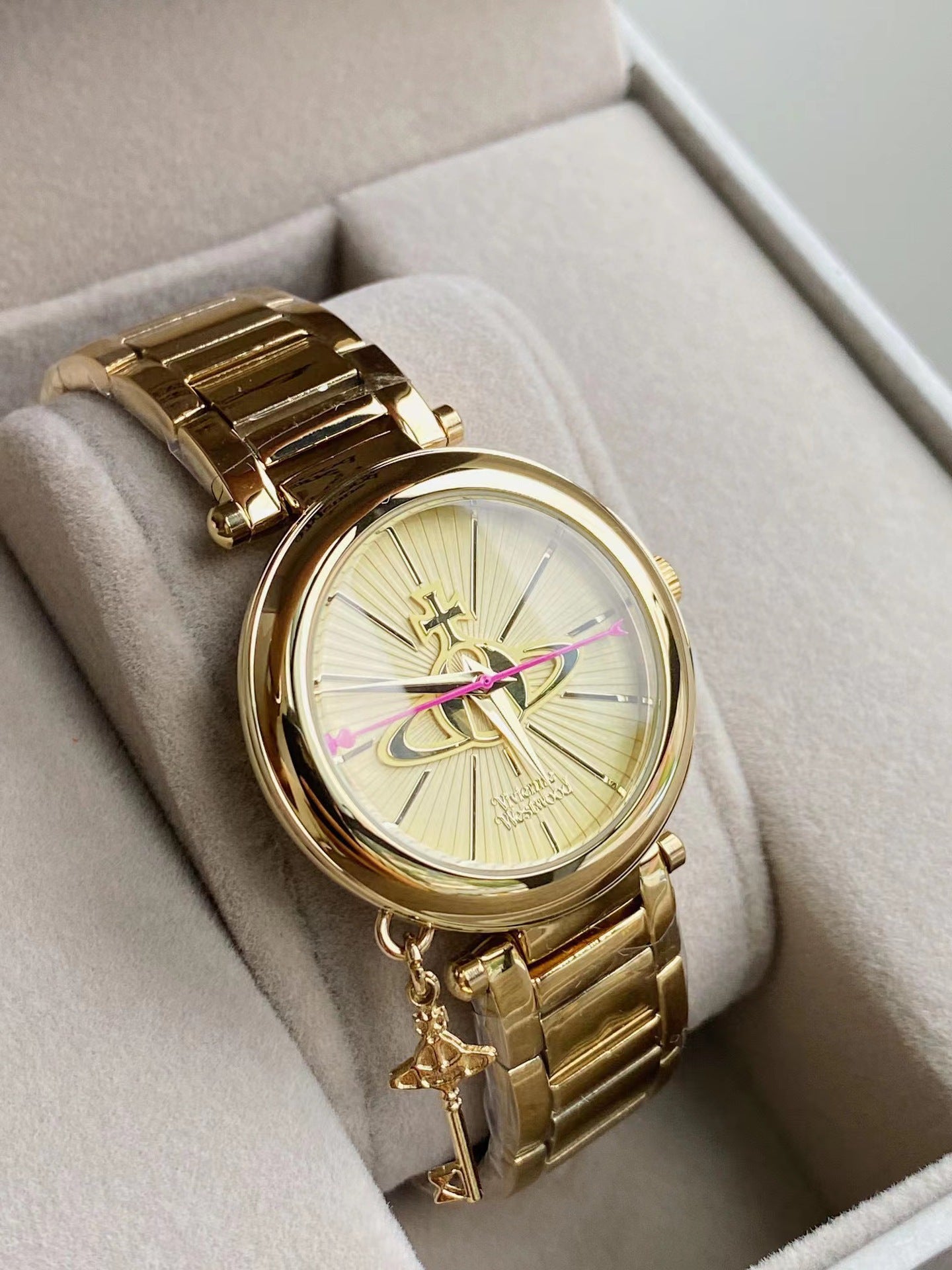 Fashion women's watchOne Piece Dropshipping Weiwei'an Queen Mother Ice Crushing Blue Watch New Dark Plum Purple Women's Watch Pitaya Saturn Small Golden Watch