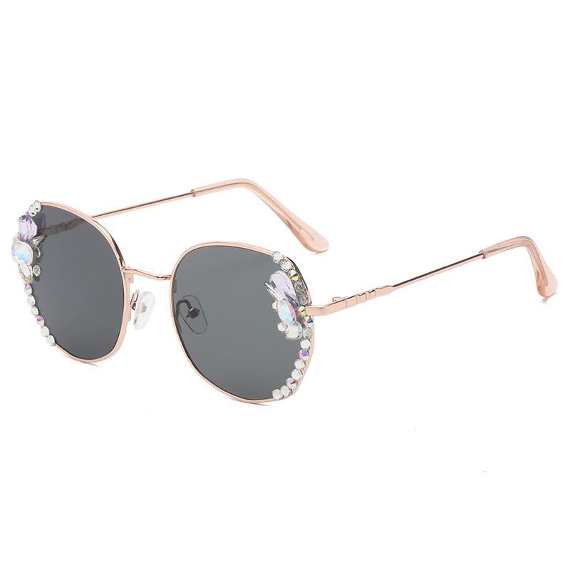 Women's fashion glasses 新款韩版水晶太阳镜时尚框架优雅女士镶钻素颜街拍墨镜防紫外线