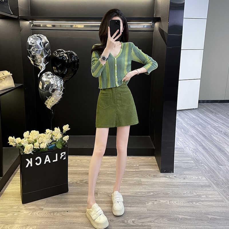 Dopamine dress Free shipping Tattoo Korean version of dopamine wear fashion temperament autumn new women's clothing knitted cardigan long sleeve green high waist short skirt tide