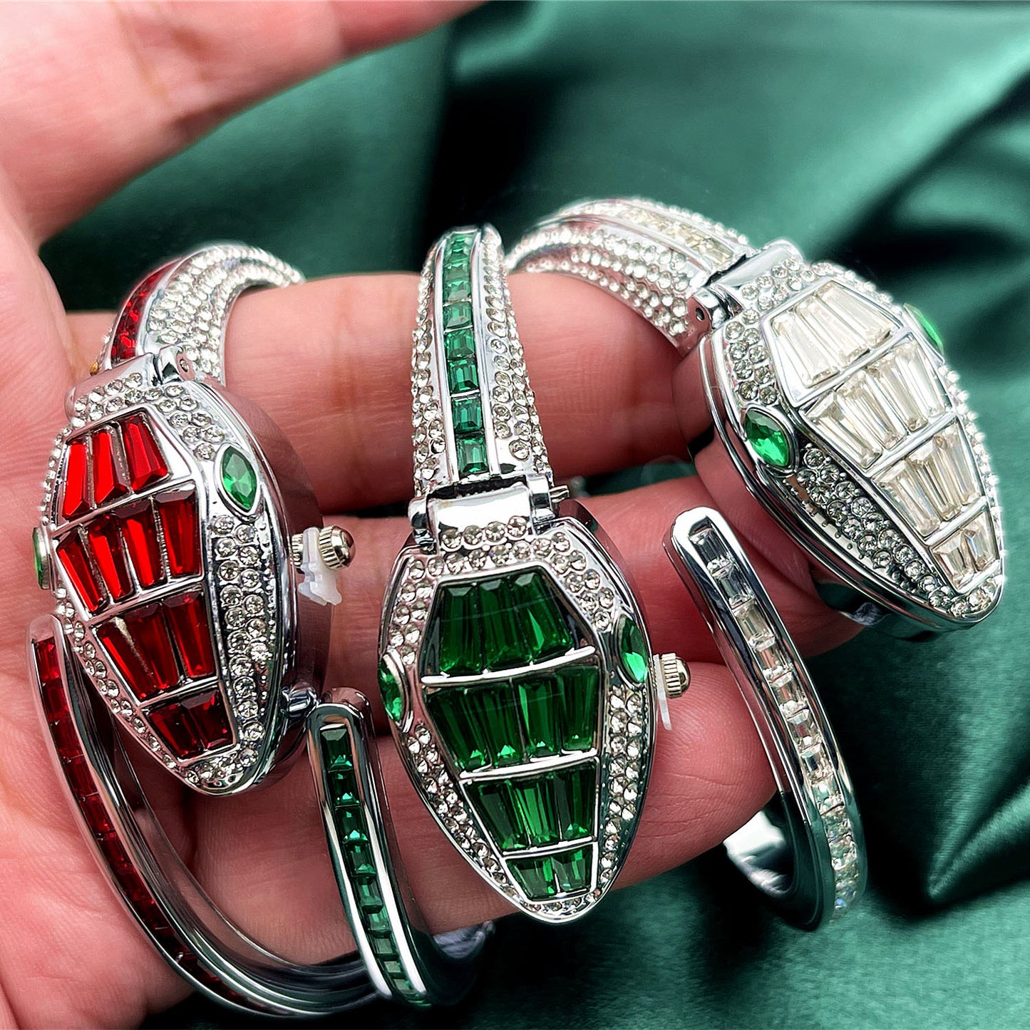 Fashion women's watch2023 New Product Best-Selling Diamond Snake Bangle Watch Snake Bracelet Quartz Open Watch Cross-Border E-Commerce Hot Sale
