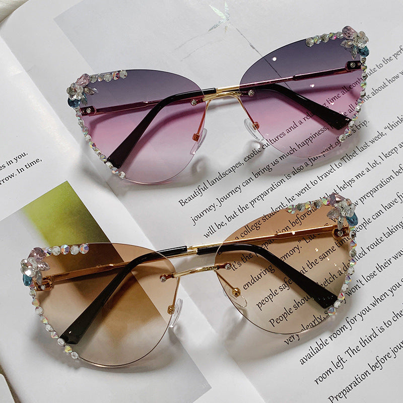 Women's fashion glasses 2024 跨境新款镶钻舞会墨镜女防紫外线大脸显瘦开车太阳眼镜女