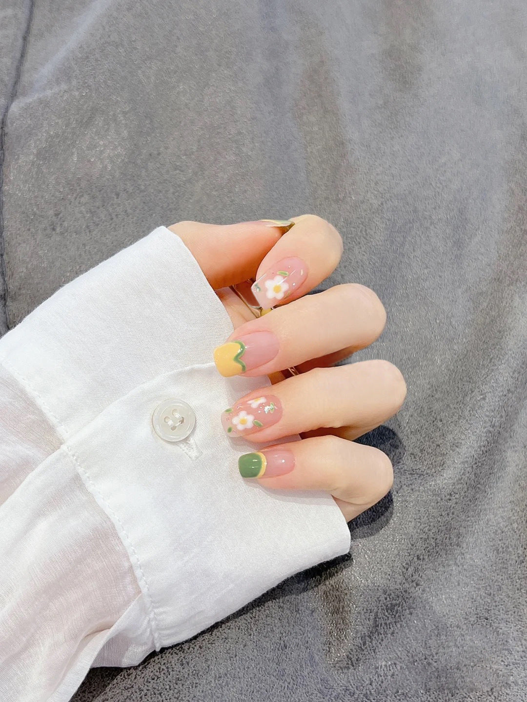Fashion  nail Fresh Wear Armor Removable Nail Patch Nail Sticker Nail Stickers Fake Nails Wearable Nail Stickers A22