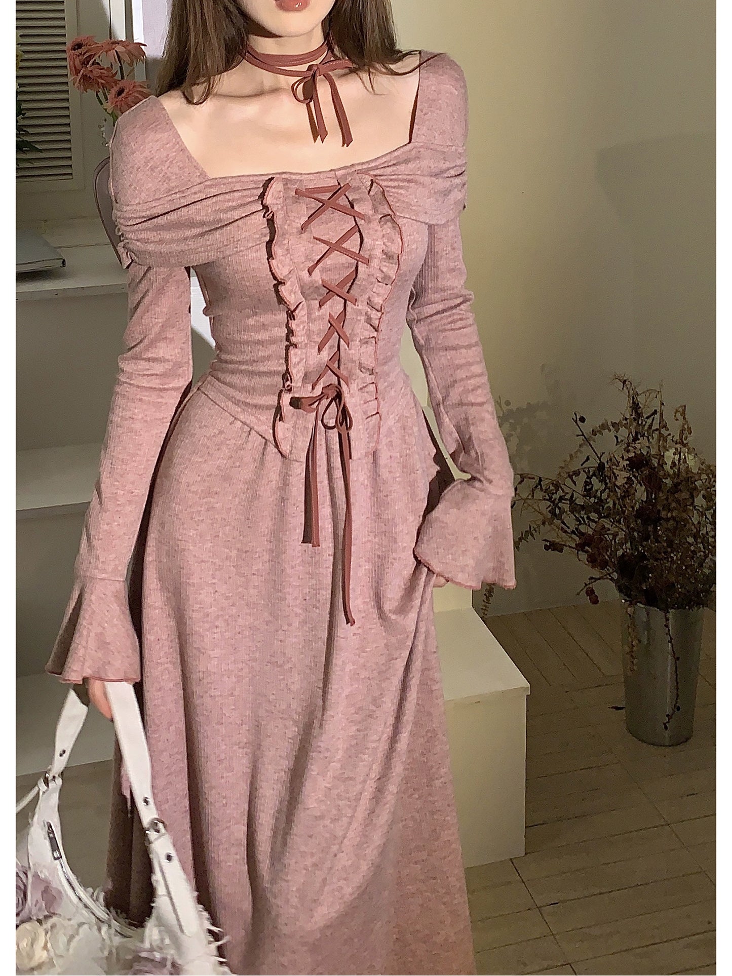 Fashion women's wear Dream Seven77 Fake Two-Piece Lace Long Sleeve Dress Women's Dress 2024 Spring New Design Sense