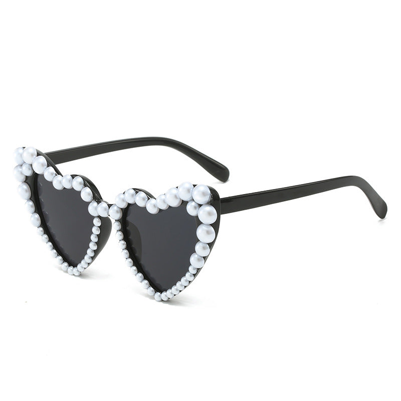 Women's fashion glasses 2023爆款心形珍珠太阳镜 个性百搭心形喜欢网红奢华甜美爱心墨镜