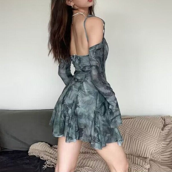 Fashion women's wear   2024 Summer Sexy off-Shoulder Bell Sleeve Printed Waist-Controlled Slimming Sling Dress Wholesale