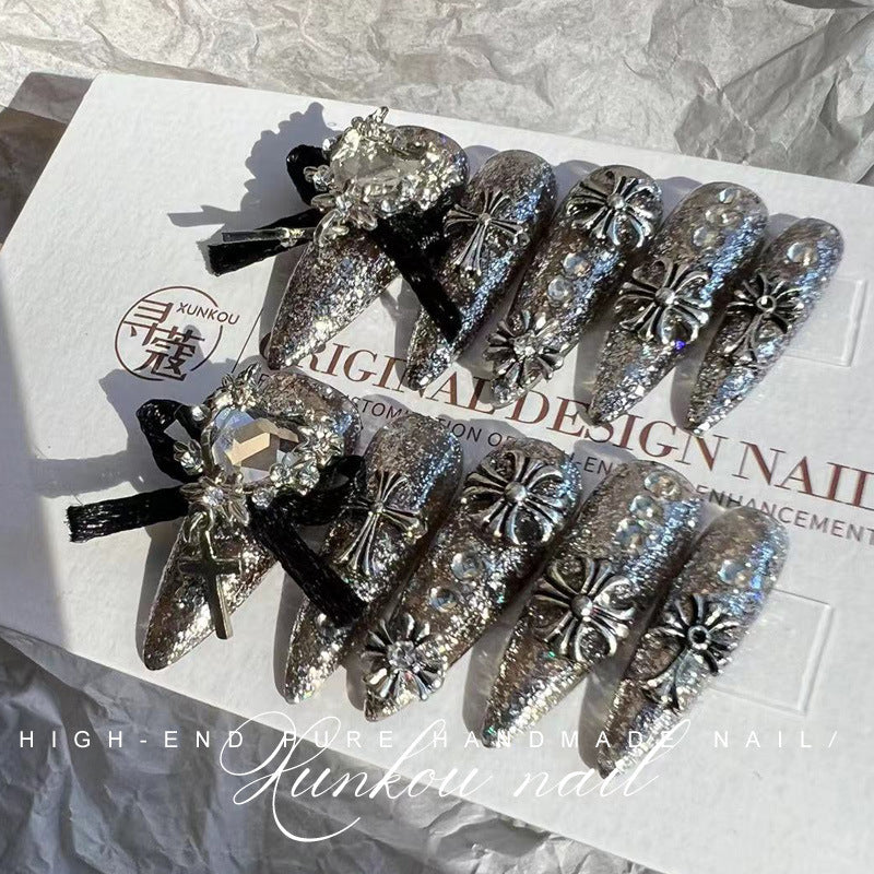 (Hand-Made Nail) Dark Style Crocker Heart Magic Mirror Mirror Nail Art Black Punk Love Heart Rhinestone Bow Hand Wear Nail Removal