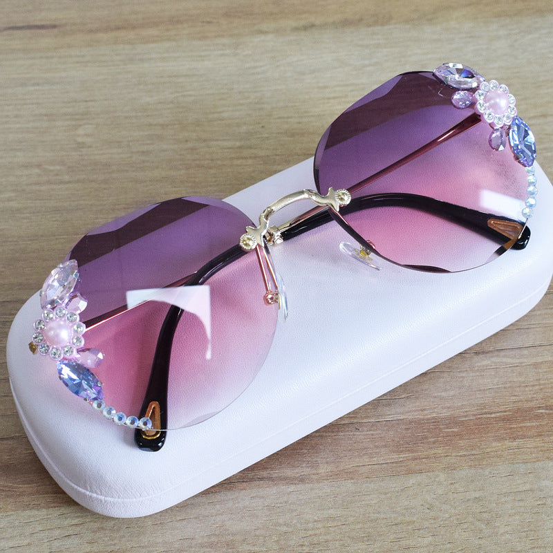 Women's fashion glasses学院风跨境无框镶钻太阳镜女圆脸大脸显瘦2022新款墨镜女渐变
