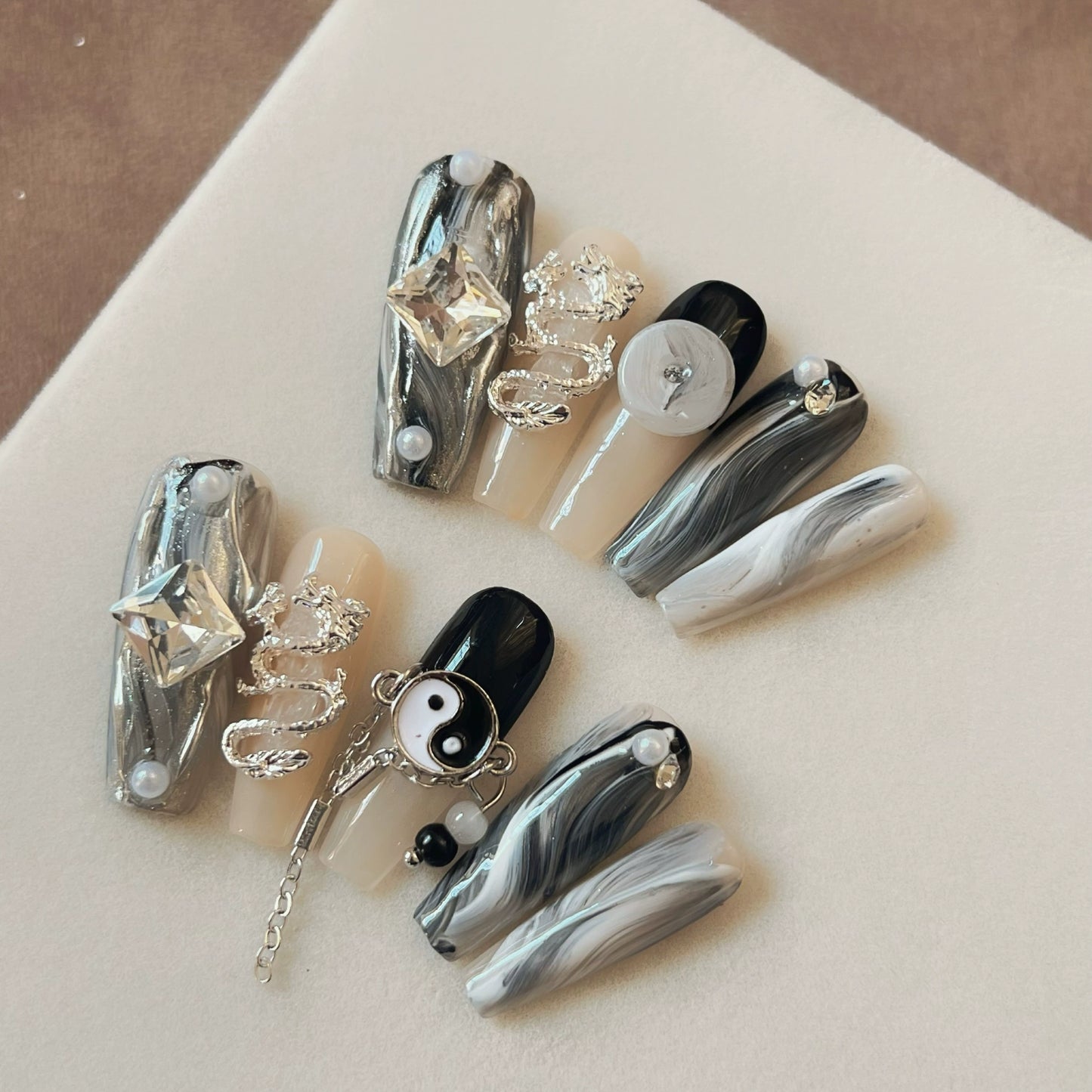 (Hand made nail) [Tai Chi] Handmade armor wearing ink style long ladder chain with detachable Chinese style light therapy nail dragon element cool girl