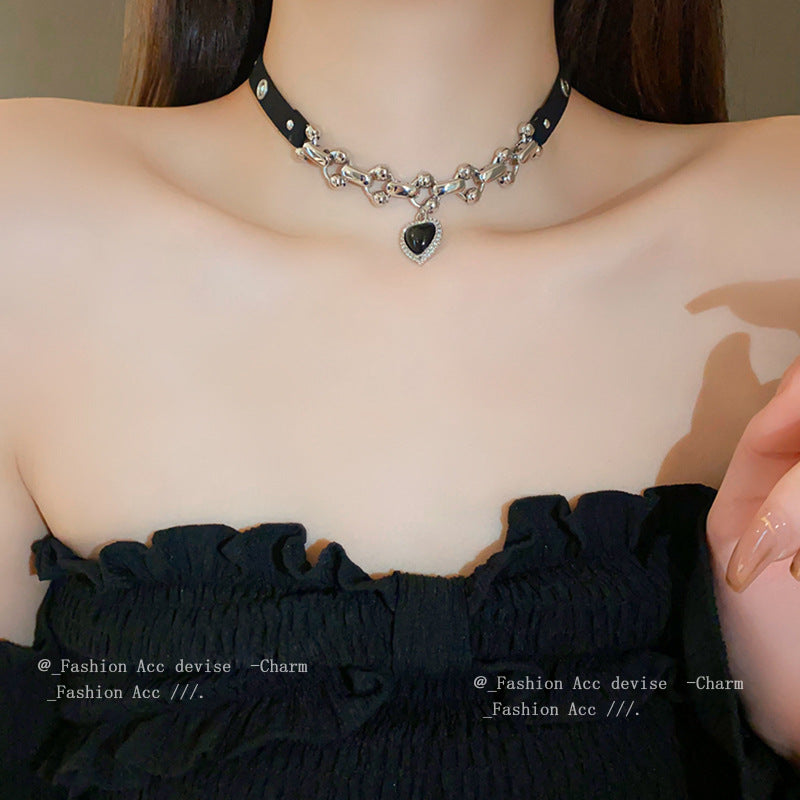 爱心几何吊坠项链choker时尚百搭锁骨链个性甜酷风气质饰品批发女