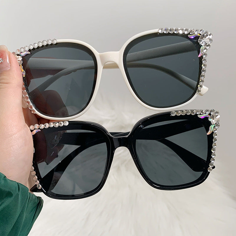 Women's fashion glasses 新款GM墨镜女网红同款直播爆款镶钻太阳镜时尚防紫外线太阳镜批发