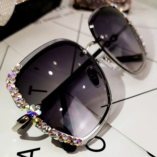 Women's fashion glasses 定制加工太阳镜女防紫外线圆脸大脸显瘦时尚大框镶钻墨镜女