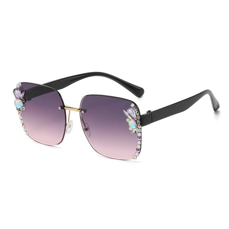 Women's fashion glasses 2023跨境欧美无框切边女士镶钻太阳镜时尚大框遮阳防紫外线墨镜批