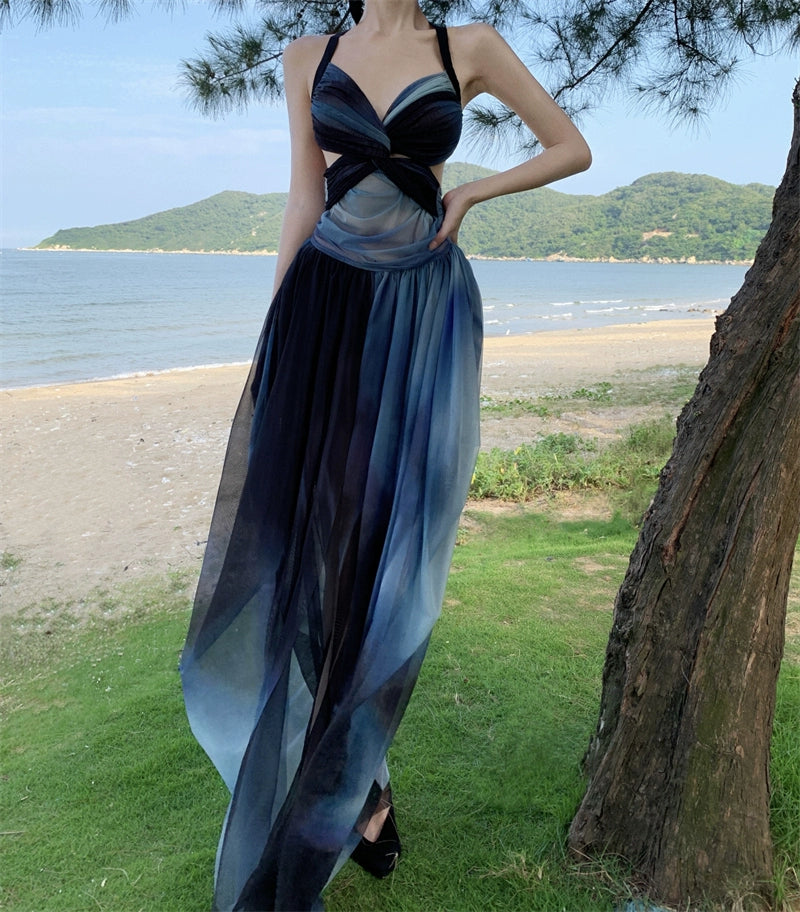 Fashion women's wear Thailand Sanya Holiday Halter Dress Summer Backless Seaside Travel Wear and Take Photos Beach Skirt Atmosphere