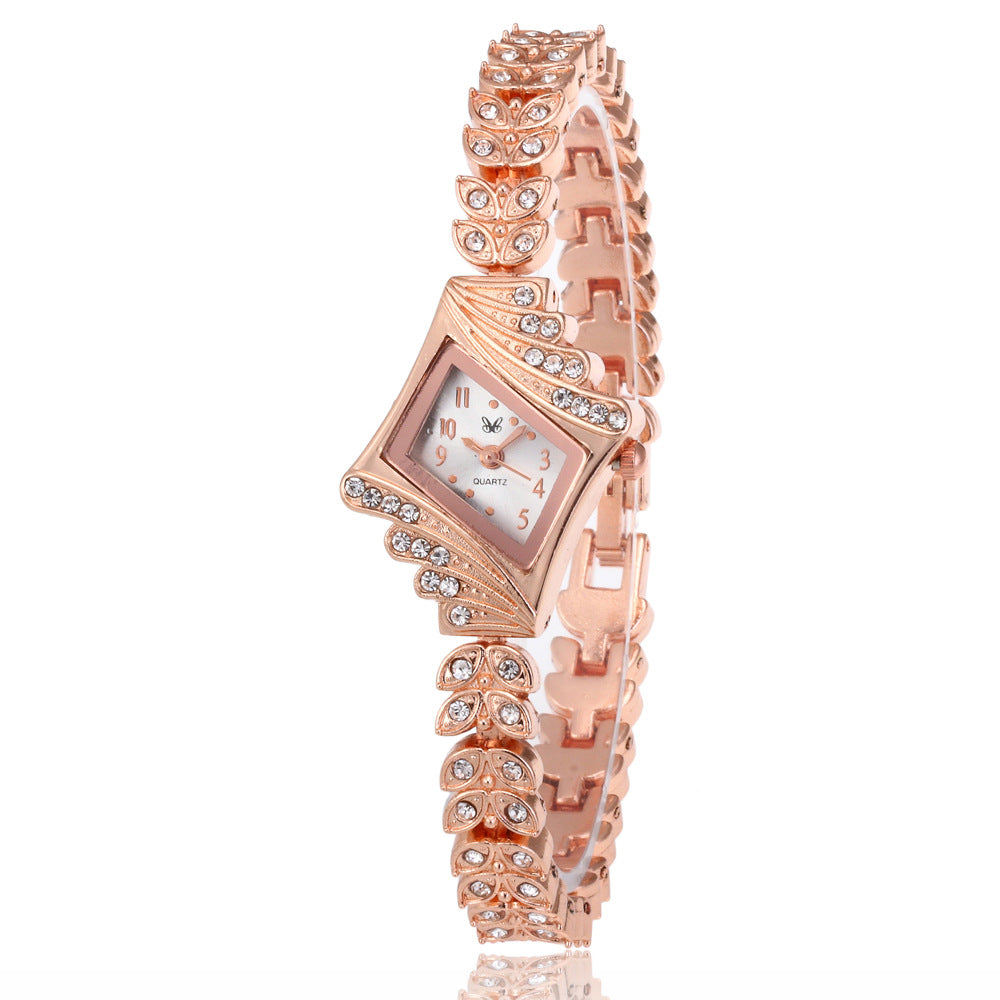 Women's fashion watch 菱形手链女士钻表 厂家直销 一件代发