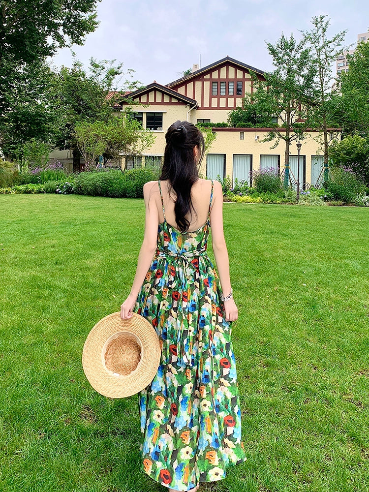 Fashion women's wear Bohemian Style Retro V-neck Oil Painting Printing Pleated Suspender Dress Seaside Vacation Elegant Beach Dress