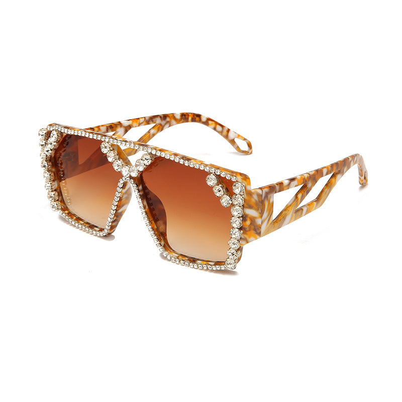 European and American personality large frame diamond sunglasses, exaggerated round face, UV resistant sunglasses, large box outdoor sunglasses for women