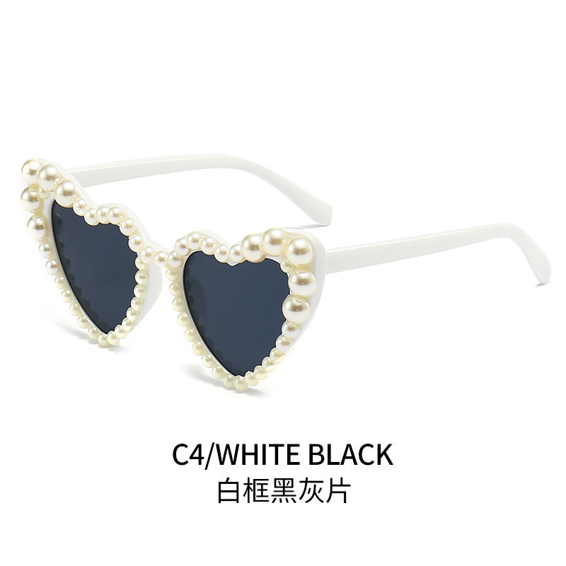Women's fashion glasses 欧美潮流舞会ins爱心镶珍珠墨镜女沙滩桃心太阳镜时尚拍照眼镜