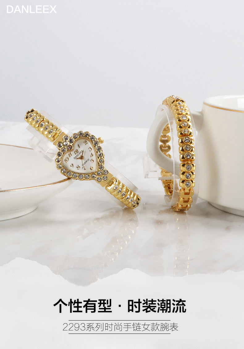 Fashion women's watchCross-Border Fashion Personalized Diamond Women's Watch Heart-Shaped Rhinestone Fashion Quartz Bracelet Watch Foreign Trade Wholesale 2293