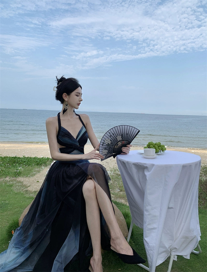 Fashion women's wear Thailand Sanya Holiday Halter Dress Summer Backless Seaside Travel Wear and Take Photos Beach Skirt Atmosphere