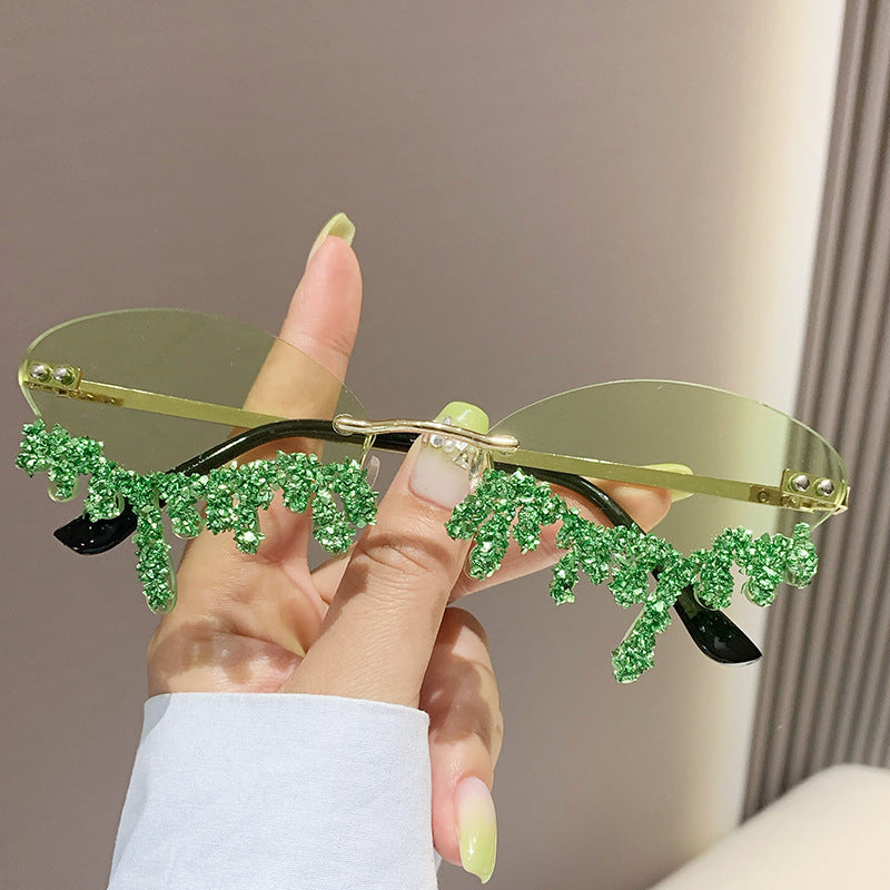 Women's fashion glasses 2023跨境欧美新款天使眼泪手工镶钻太阳镜搞怪拍照影楼创意墨镜