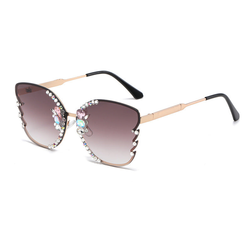 Women's fashion glasses 跨境专供欧美大框街拍新款镶钻太阳眼镜时尚金属女士潮流墨镜批发