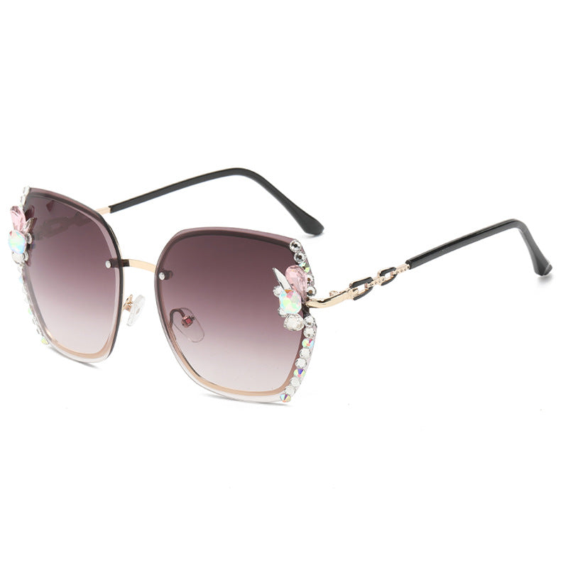 Women's fashion glasses 2022欧美跨境水钻墨镜女钻石切边太阳镜防紫外线奢华海洋片眼镜