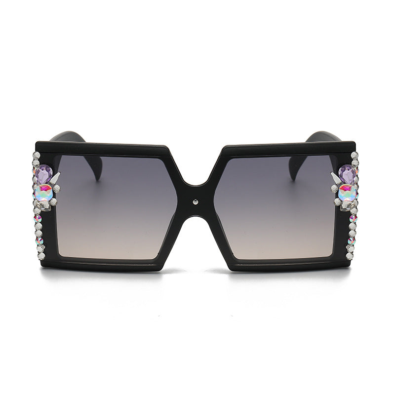 Women's fashion glasses 2023欧美跨境潮流镶钻太阳眼镜户外防晒显瘦墨镜女大框架太阳镜