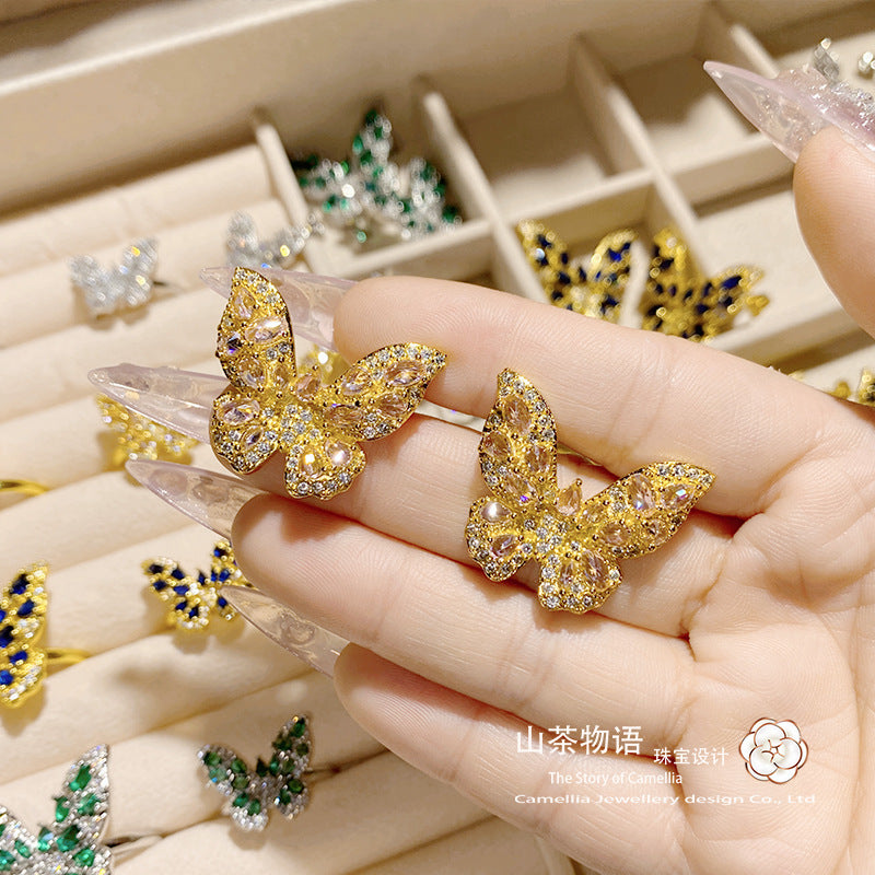 珠宝首饰山茶秋冬新品爆闪精致灵动小蝴蝶项坠 镀18K金轻奢宝蓝大蝴蝶耳饰
