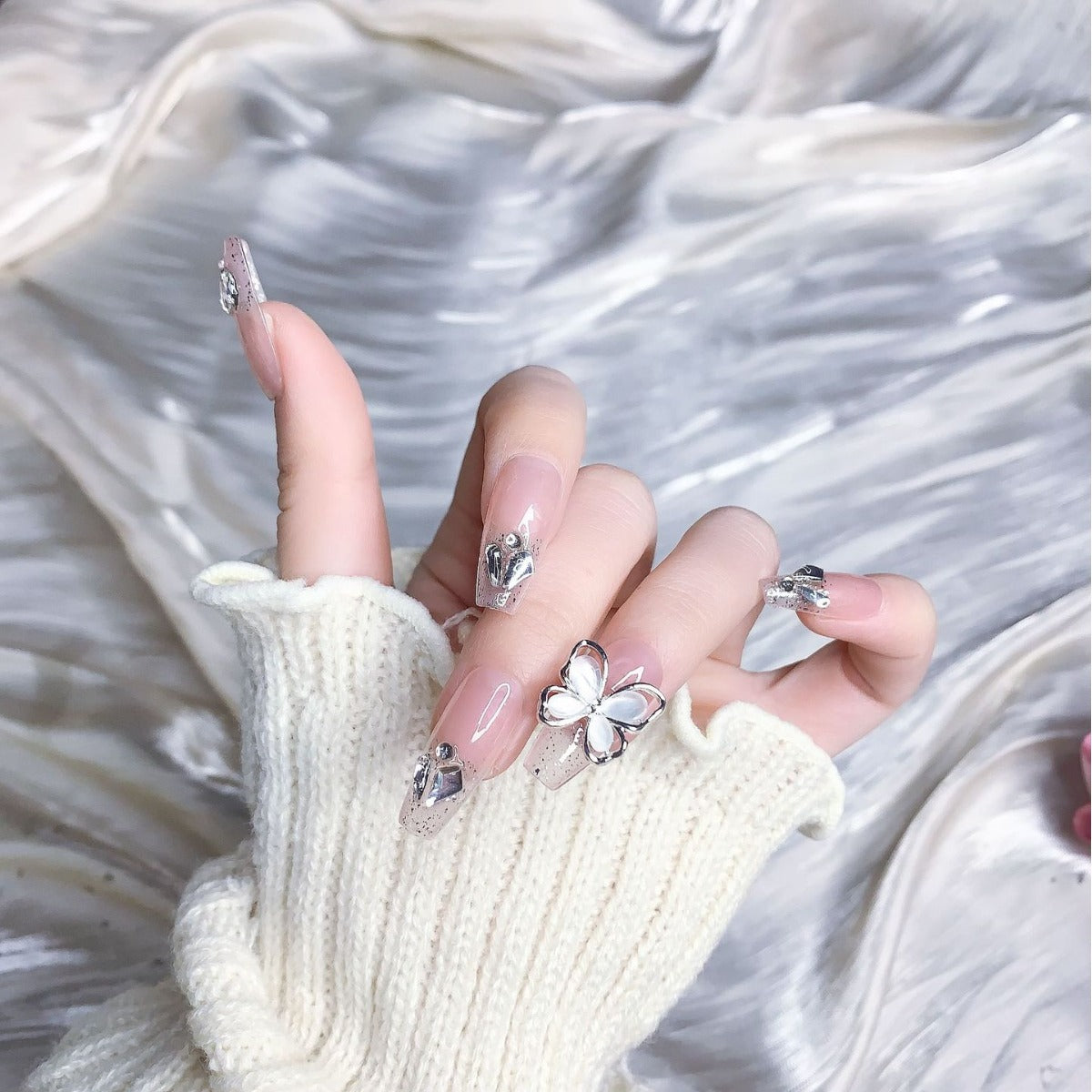 (Hand-Made Nail) Pink Icy Stick-on Crystals Butterfly High-Grade Sense Internet Celebrity Flash Fake Nails Handmade Wear Armor UV Nail