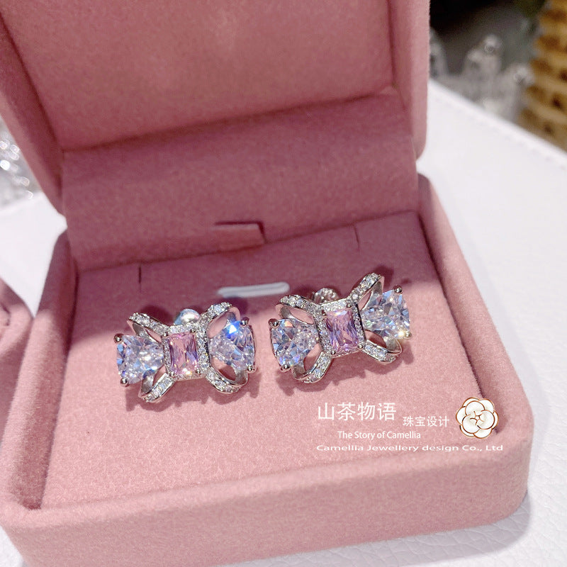 Camellia甜美小众立体蝴蝶结套装镶樱花粉锆气质耳饰项链戒指批发