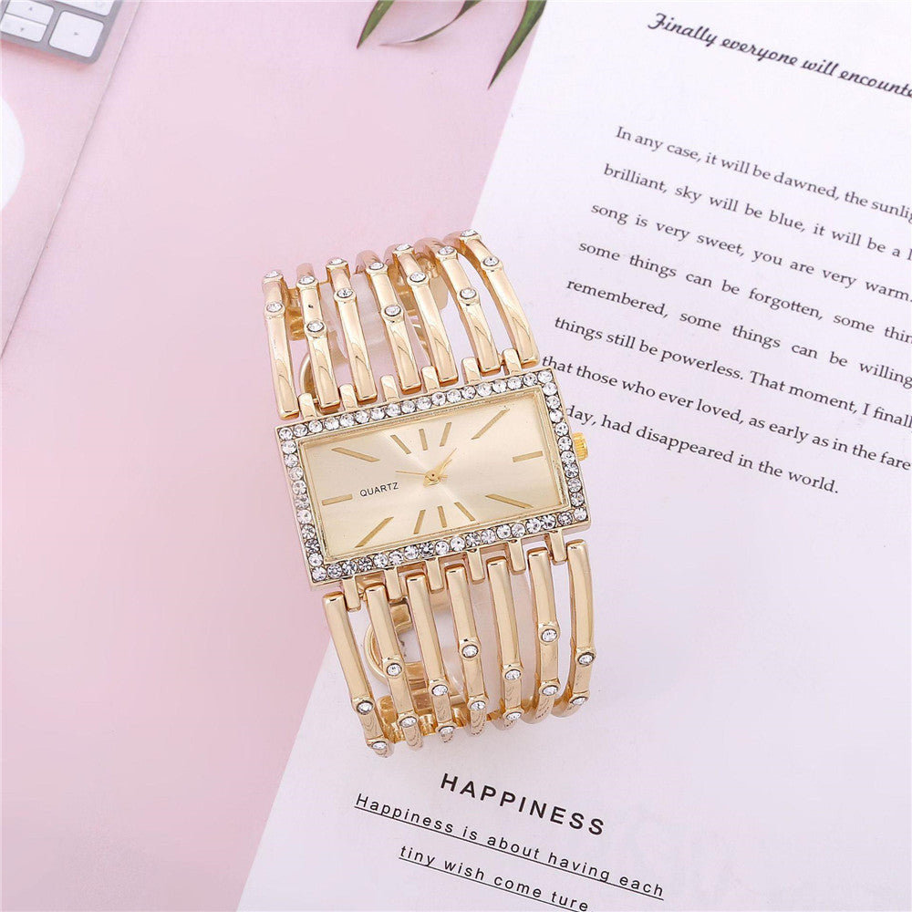 Women's fashion watch 热销速卖通外贸套装不锈钢女士手镯石英手表 休闲镂空女士腕表