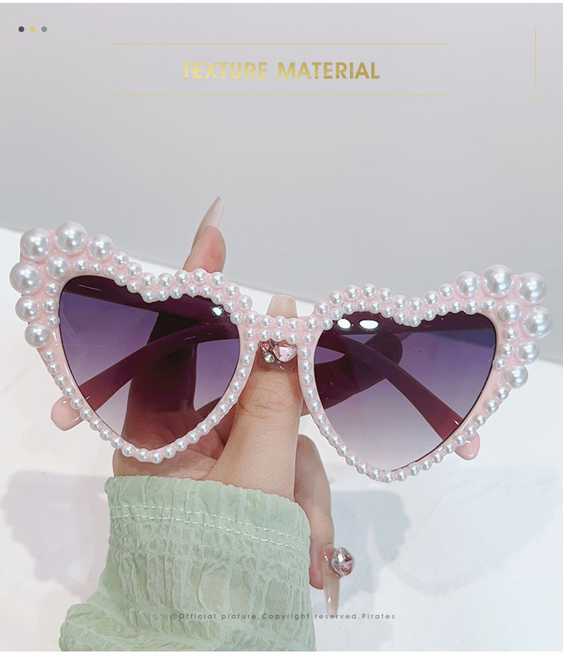 Women's fashion glasses 2023跨境大框架歪心欧美镶珍珠太阳镜桃心爱心女士墨镜防紫外线
