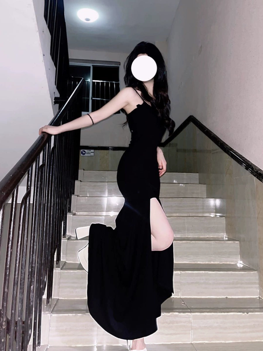 Fashion women's wear French Style Little Black Dress with Suspenders Women's Autumn 2024 New High-Grade Dress Sleeveless Slim Slimming Slit Dress