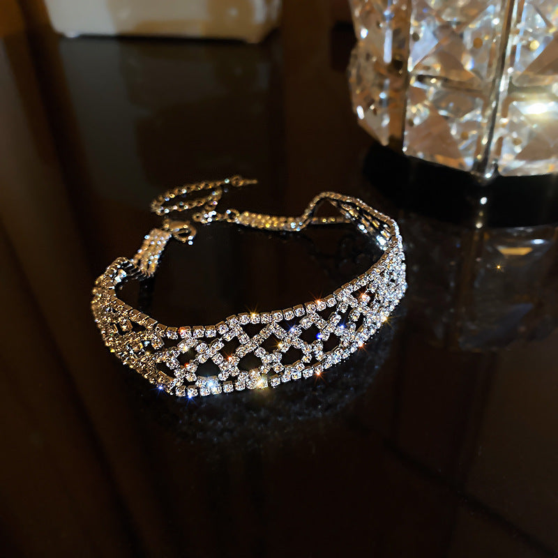 Diamond  jewelry Oval necklace Fashion high touch collarbone chain niche design high-cold-wind styl  necklaces