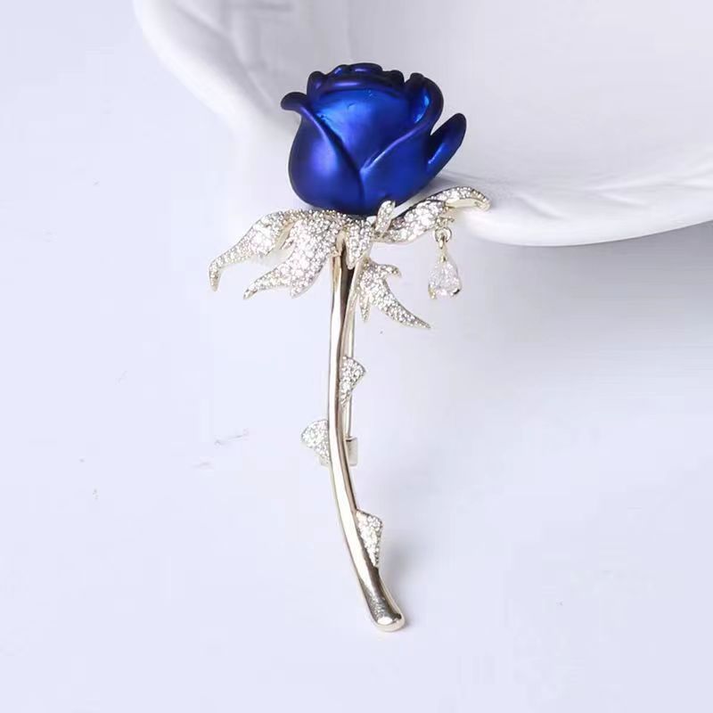 配饰胸针欧美水钻胸针女士合金胸花多款可选珍珠花朵配饰批发