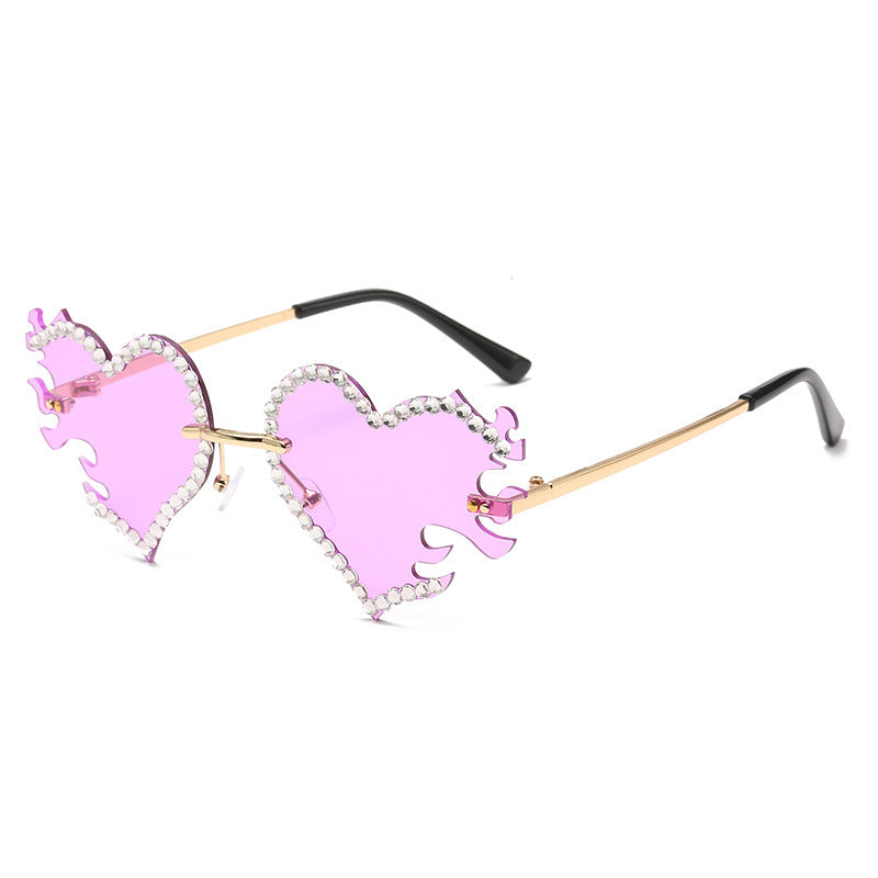 Women's fashion glasses 欧美墨镜太阳镜爱心个性街拍墨镜女无框时尚太阳眼镜批发