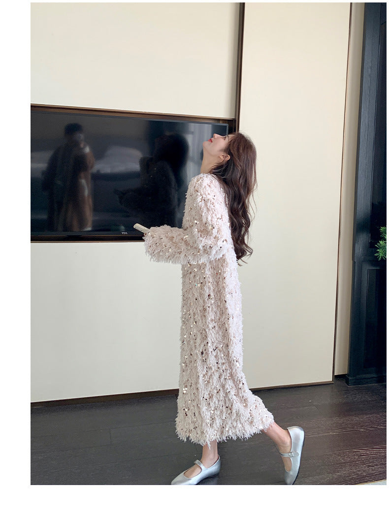Fashion women's wear Real Shot Shiny Annual Meeting Festival Atmosphere Handmade Sequined Feather V-neck Sweater Spring Inner Wear Sweet Dress