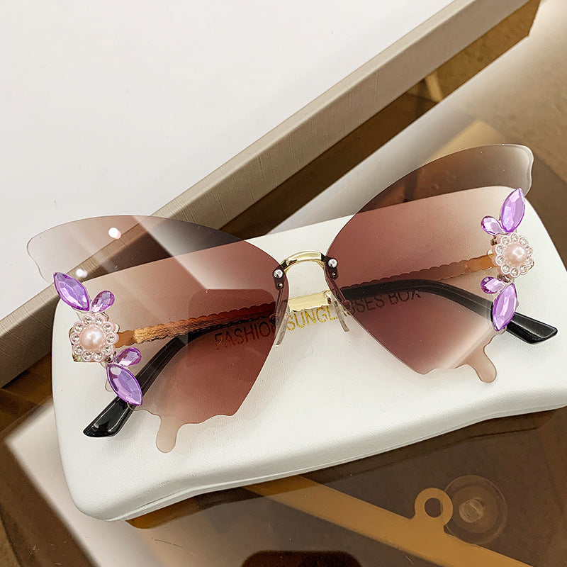 Women's fashion glasses 新款欧美跨境舞会蝴蝶形状镶钻大框太阳镜女时尚墨镜女潮流街拍