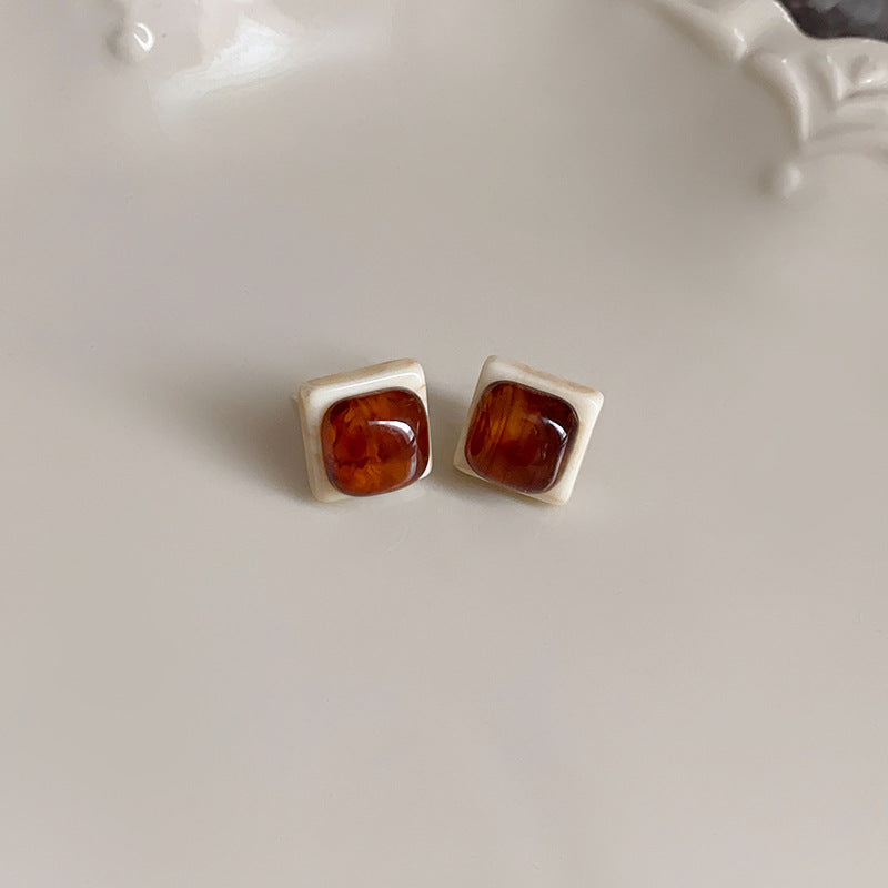 银针美拉德咖色爱心耳环时尚复古设计感耳钉轻奢高级感耳饰批发女
