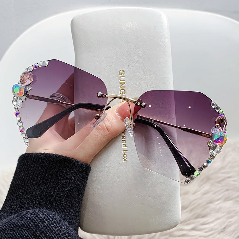 Women's fashion glasses 镶钻墨镜女网红韩版防紫外线太阳镜同款圆脸防晒时尚开车女士眼镜